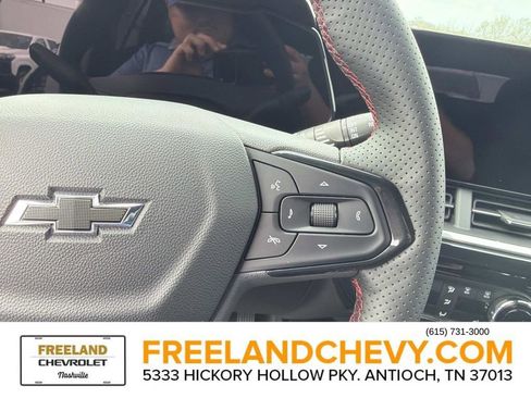 New 2026 Chevrolet Trax RS w/ Sunroof Package image 25