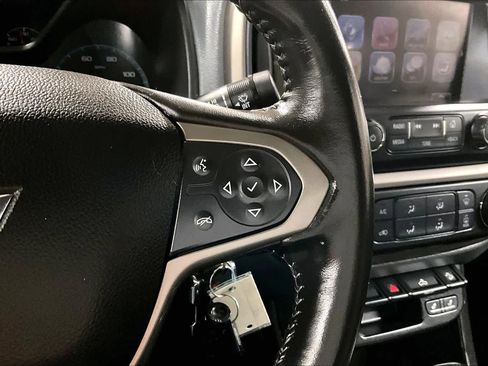 Used 2018 Chevrolet Colorado Z71 image 22