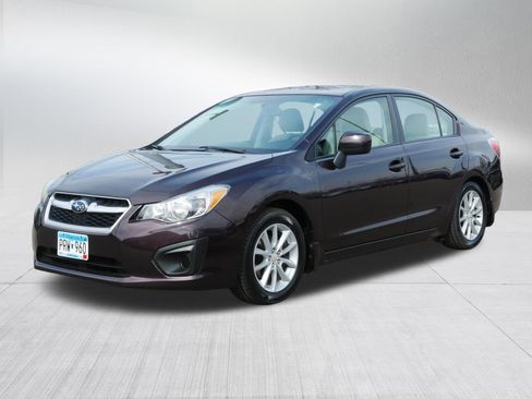 Used 2012 Subaru Impreza 2.0i Premium w/ All-Weather Pkg image 3