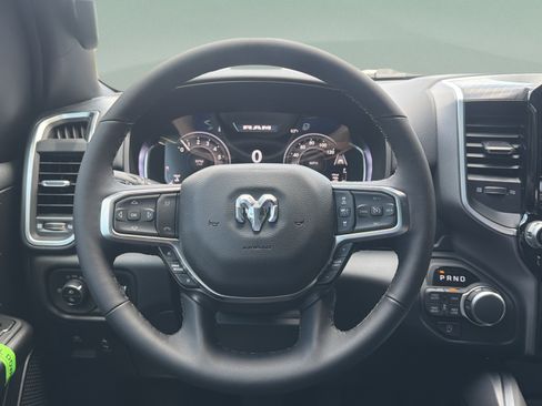 New 2026 RAM 1500 Big Horn AWD/4WD image 9