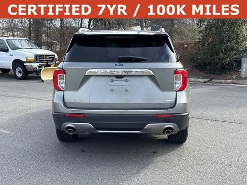 Used 2020 Ford Explorer Limited image 3