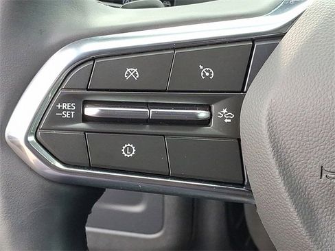 Used 2025 Chevrolet Tahoe High Country image 17