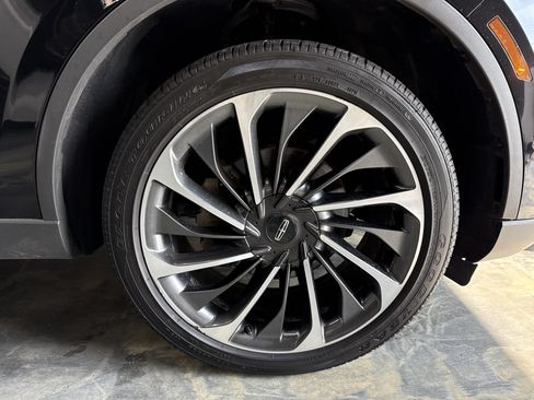 Used 2021 Lincoln Aviator Reserve w/ Equipment Group 202A AWD/4WD image 31