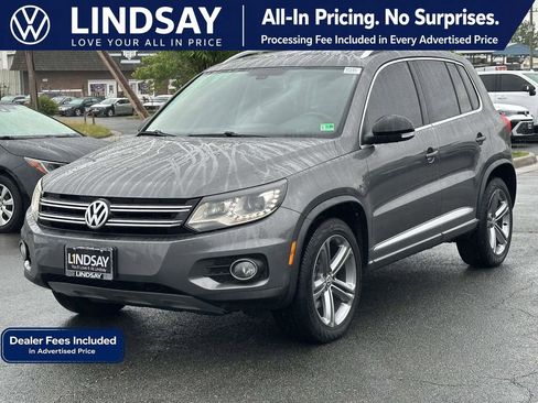 Used 2017 Volkswagen Tiguan Sport FWD image 4