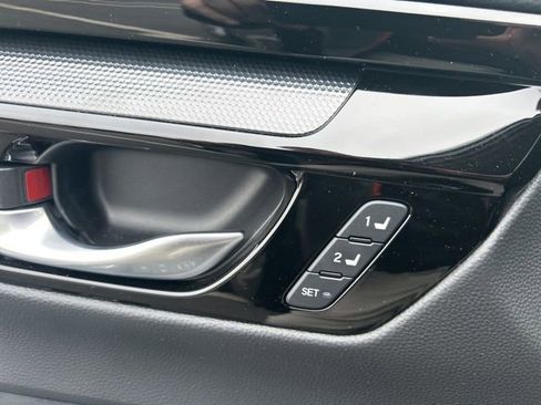 Used 2023 Honda CR-V EX-L image 17