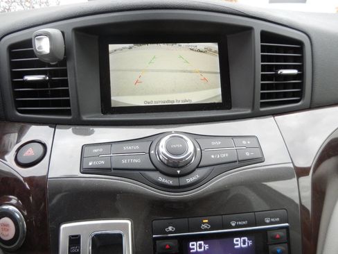 Used 2012 Nissan Quest SL w/ Value Cargo Pkg image 4