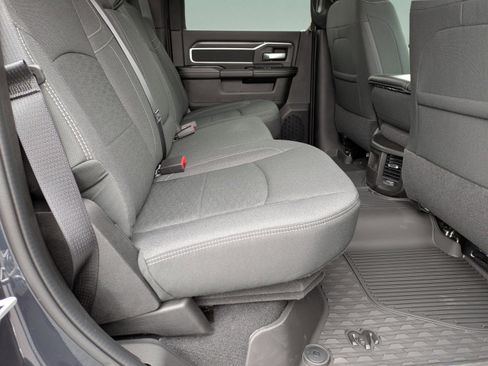 New 2026 RAM 2500 Big Horn AWD/4WD image 9