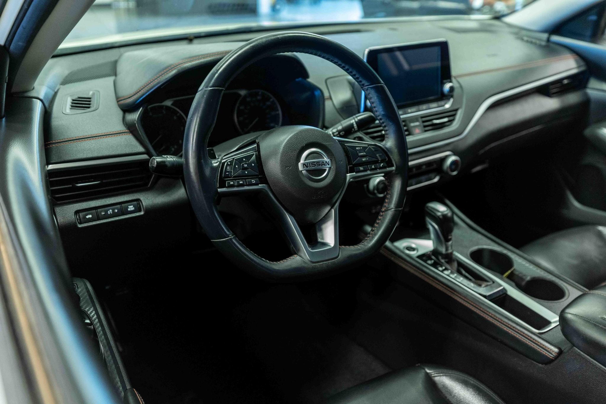 Used 2019 Nissan Altima 2.5 SR w/ SR Premium Package FWD image 10
