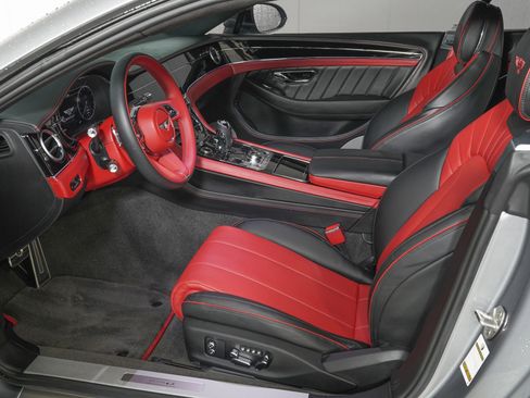 Used 2024 Bentley Continental GT image 13