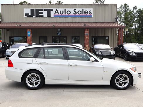 Used 2008 BMW 328xi Wagon AWD/4WD image 7