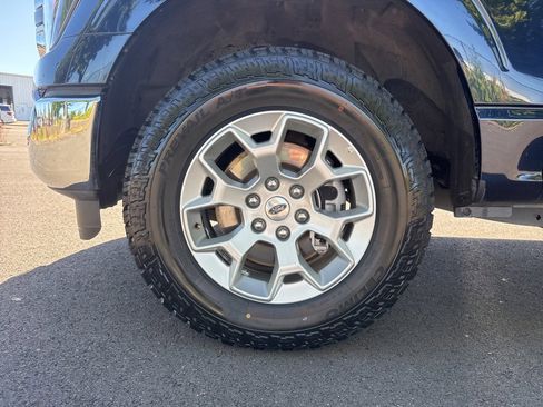 Used 2023 Ford F150 XLT image 9