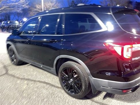 Used 2021 Honda Pilot Black Edition image 4