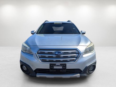 Used 2016 Subaru Outback 2.5i Limited image 2