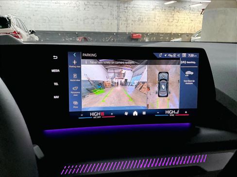 Certified 2025 BMW 228i xDrive 228 xDrive w/ Technology Package image 23