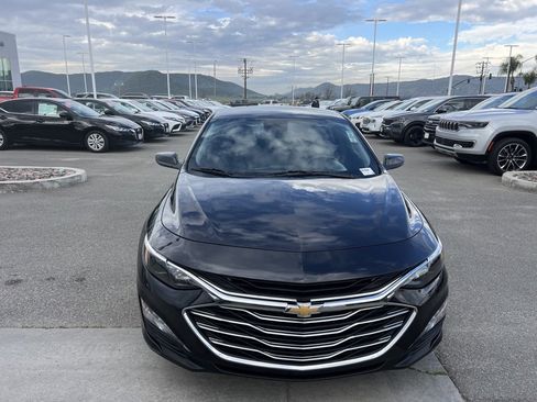 Used 2023 Chevrolet Malibu LT image 3