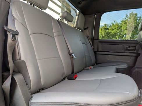 New 2025 RAM 3500 Tradesman w/ Chrome Appearance Group image 32