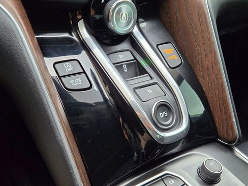 Used 2023 Acura TLX Advance image 30