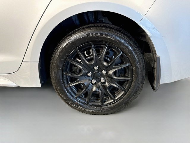 Used 2024 Toyota Corolla LE FWD image 35