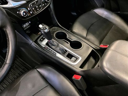 Used 2019 Chevrolet Equinox Premier image 21