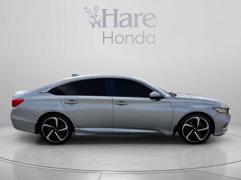 Used 2020 Honda Accord Sport image 4