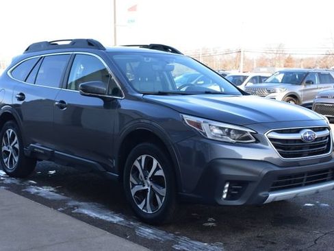 Used 2022 Subaru Outback Limited image 7