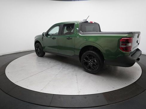 Used 2025 Ford Maverick XLT w/ Black Appearance Package image 12