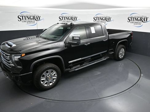 Used 2024 Chevrolet Silverado 2500 High Country w/ High Country Premium Package AWD/4WD image 27