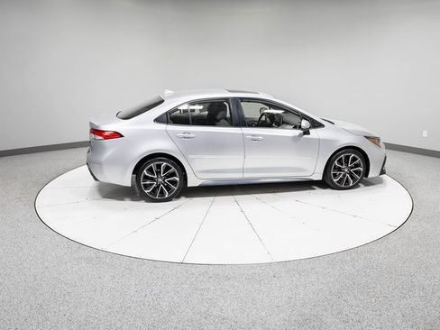Used 2020 Toyota Corolla SE image 26