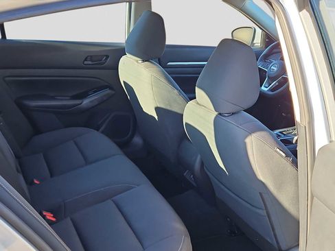 Used 2023 Nissan Altima 2.5 SV image 16