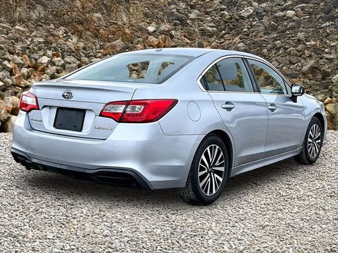 Used 2019 Subaru Legacy 2.5i w/ Alloy Wheel Package image 2