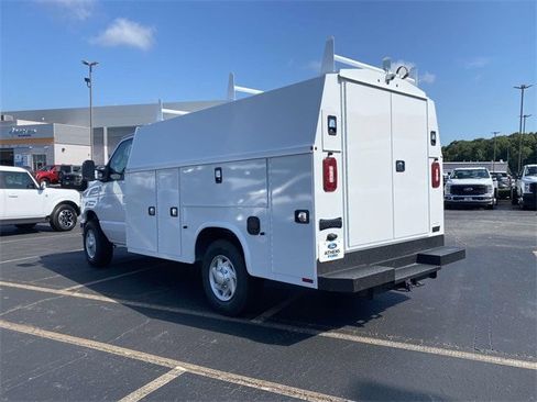New 2026 Ford E-350 and Econoline 350 Super Duty w/ Power Equipment Group RWD image 24