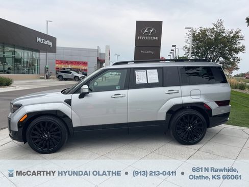 Used 2025 Hyundai Santa Fe Calligraphy w/ Tow & Go Package image 12