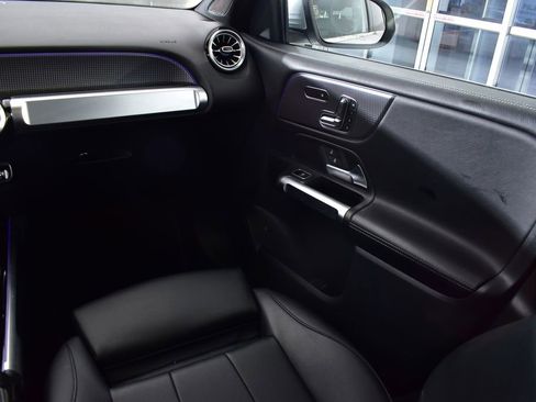 Certified 2022 Mercedes-Benz GLB 250 4MATIC image 26