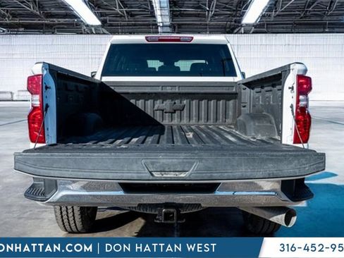 Used 2024 Chevrolet Silverado 2500 LT image 33