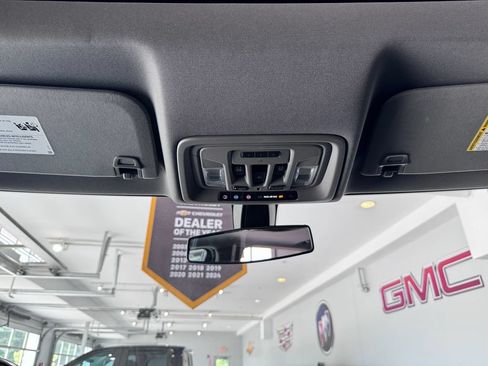 Certified 2021 Chevrolet Silverado 1500 LT Trail Boss w/ Convenience Package II AWD/4WD image 29