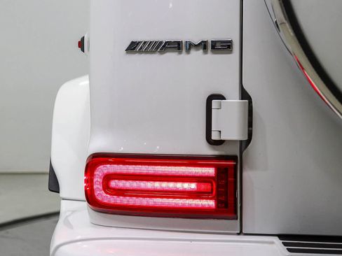 Certified 2022 Mercedes-Benz G 63 AMG 4MATIC image 11