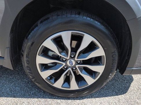 Used 2025 Subaru Outback Touring XT w/ Popular Package #2 AWD/4WD image 11
