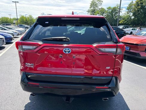 Used 2021 Toyota RAV4 SE AWD/4WD image 6
