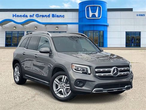 Used 2021 Mercedes-Benz GLB 250 4MATIC image 1