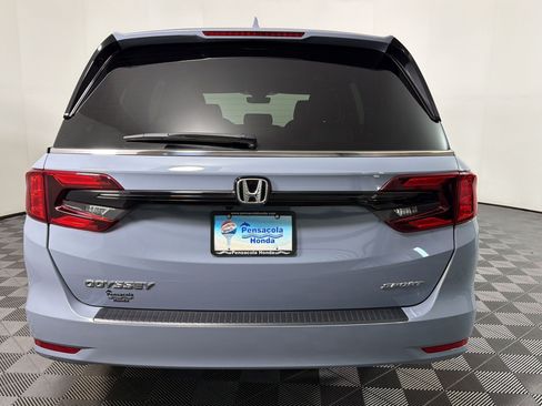 Used 2024 Honda Odyssey Sport image 8