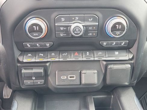 Certified 2022 Chevrolet Silverado 1500 LTZ w/ LTZ Premium Texas Edition image 19