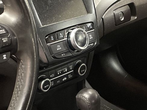 Used 2018 Acura ILX FWD image 11