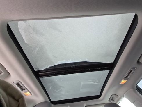 Used 2020 Toyota Highlander Platinum image 36