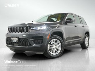 Used 2023 Jeep Grand Cherokee Laredo X AWD/4WD video 1