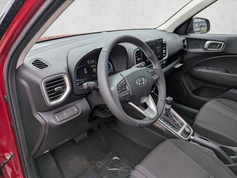 New 2025 Hyundai Venue SEL image 3