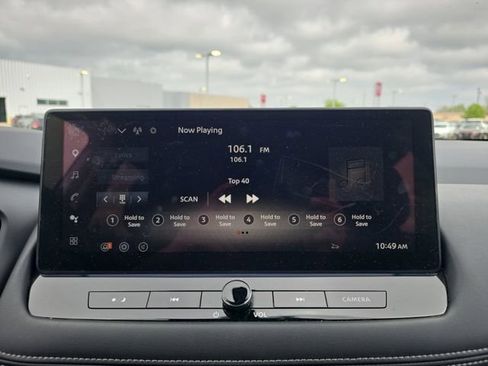 Used 2025 Nissan Rogue SL FWD image 8