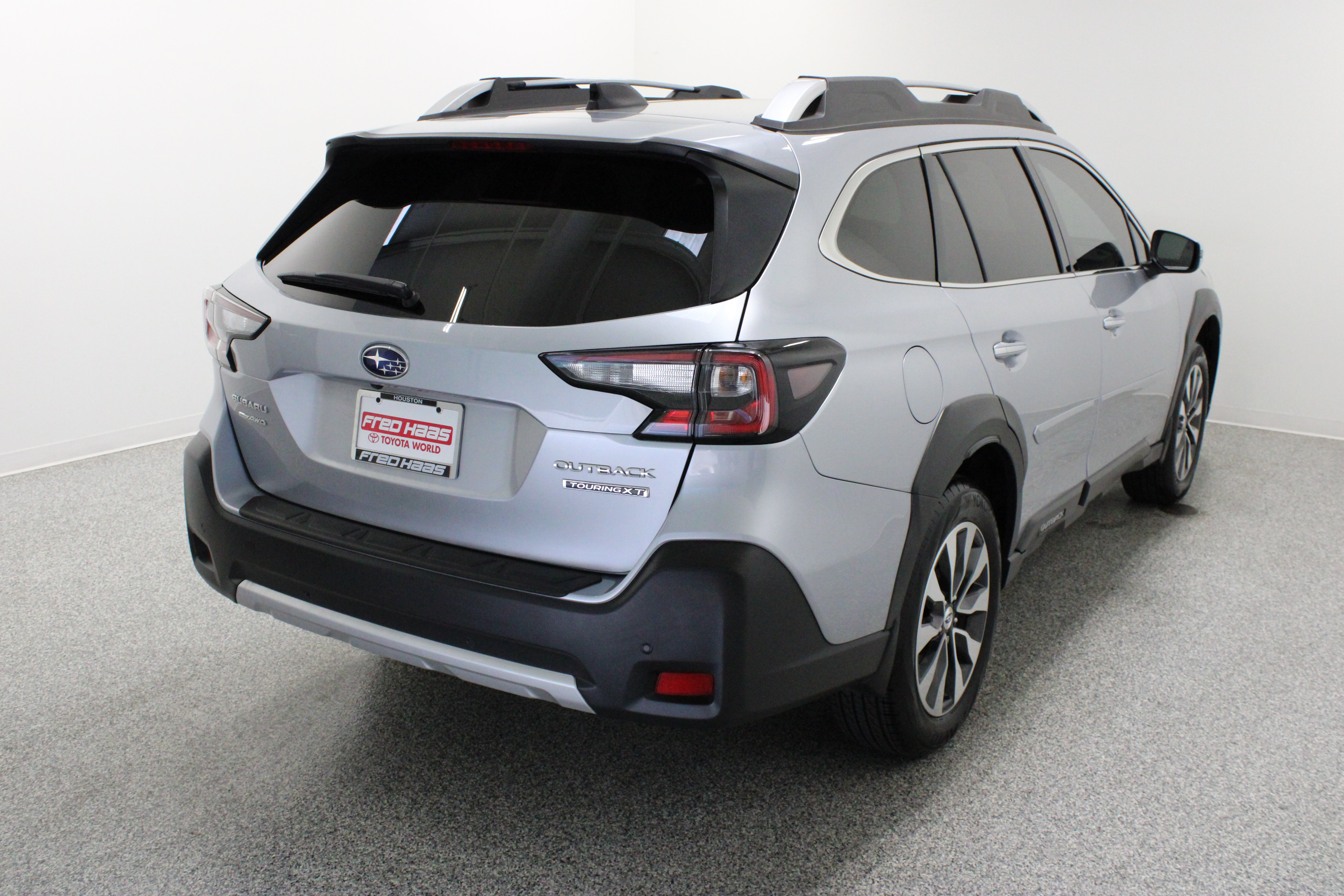 Used 2025 Subaru Outback Touring XT AWD/4WD image 7