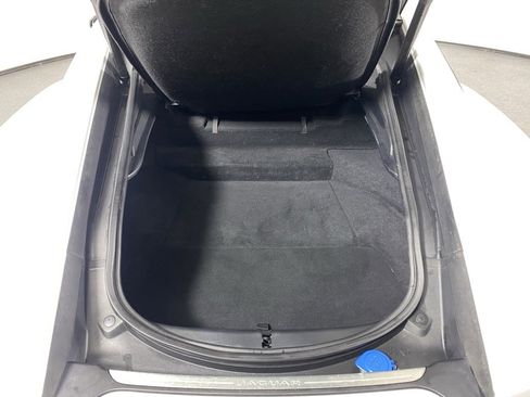 Used 2017 Jaguar F-TYPE R image 28