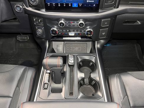 Used 2025 Ford F150 Raptor AWD/4WD image 17