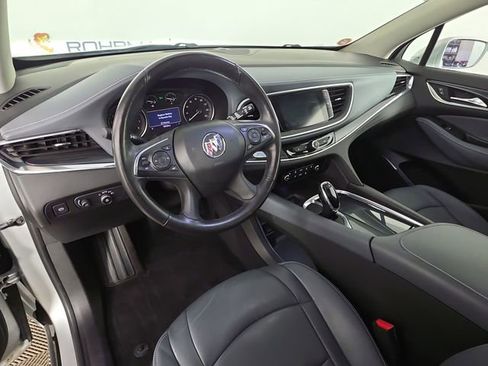 Used 2020 Buick Enclave Essence w/ Sport Touring Edition FWD image 21